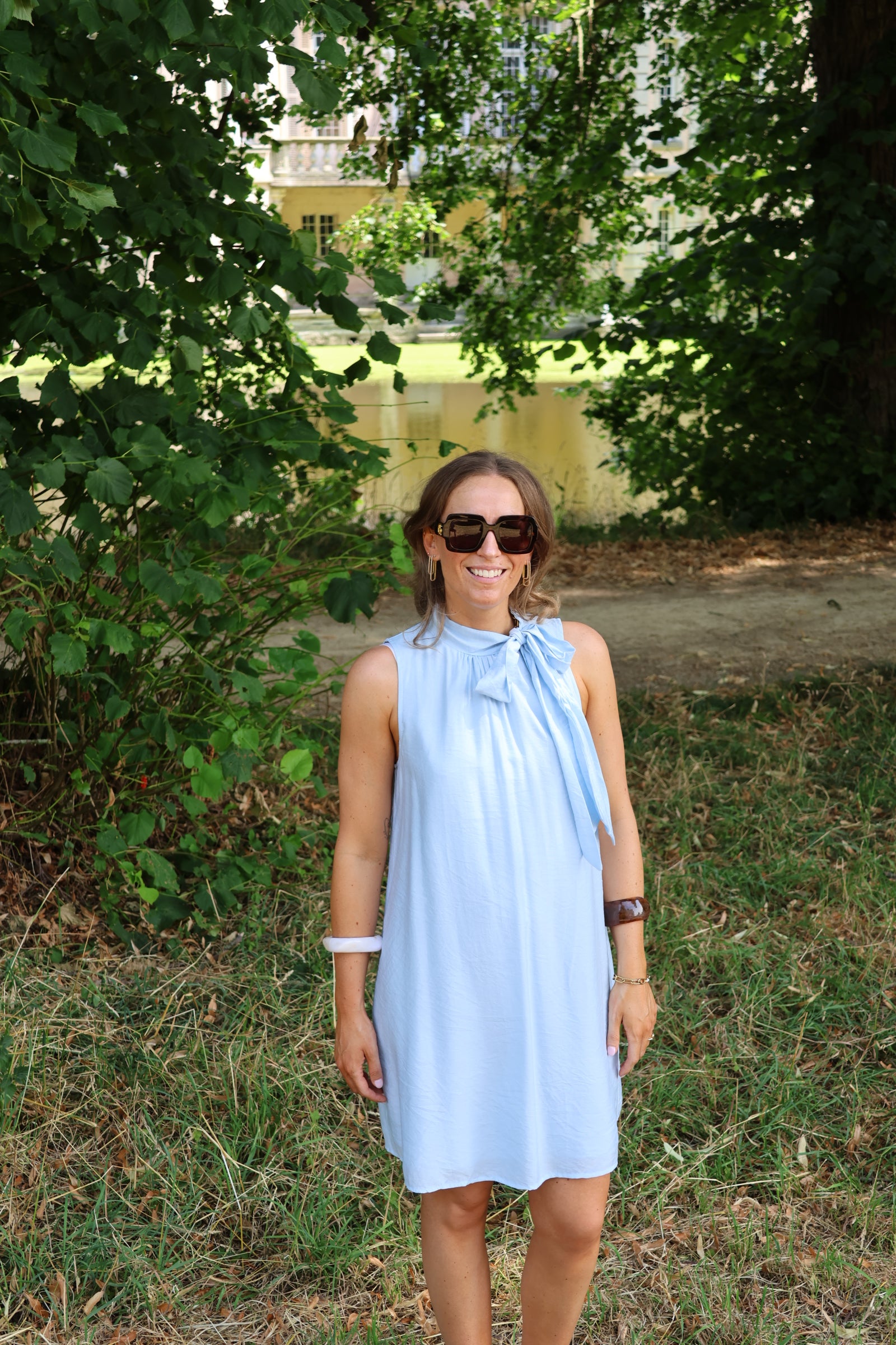Pippa halter jurk lichtblauw