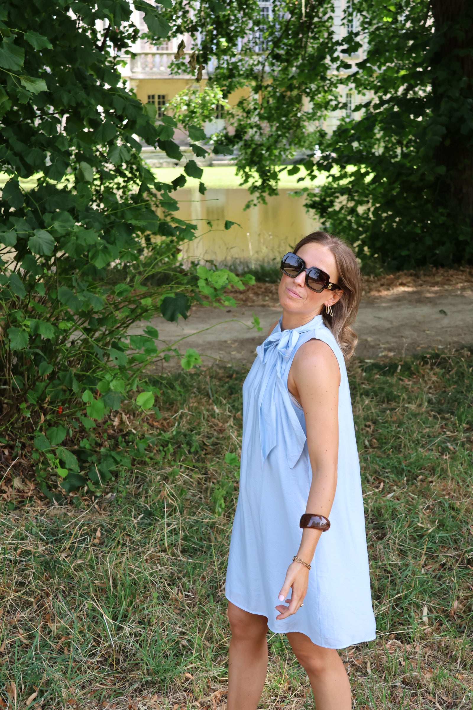 Pippa halter jurk lichtblauw