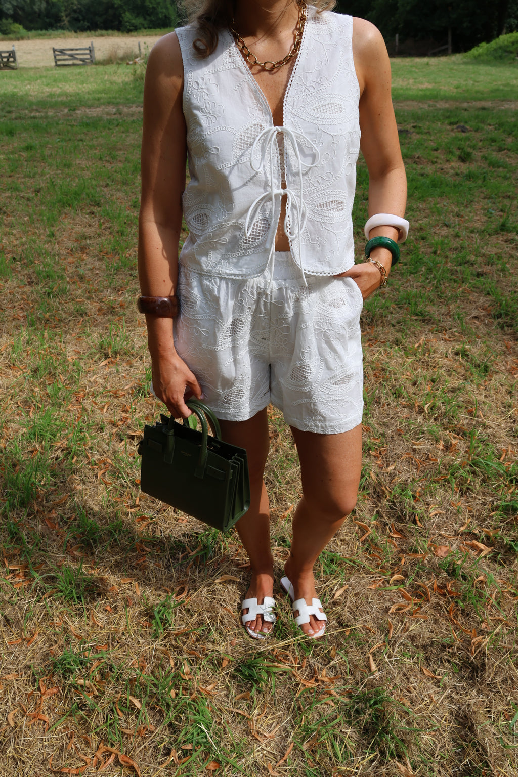 Romy broderie short wit