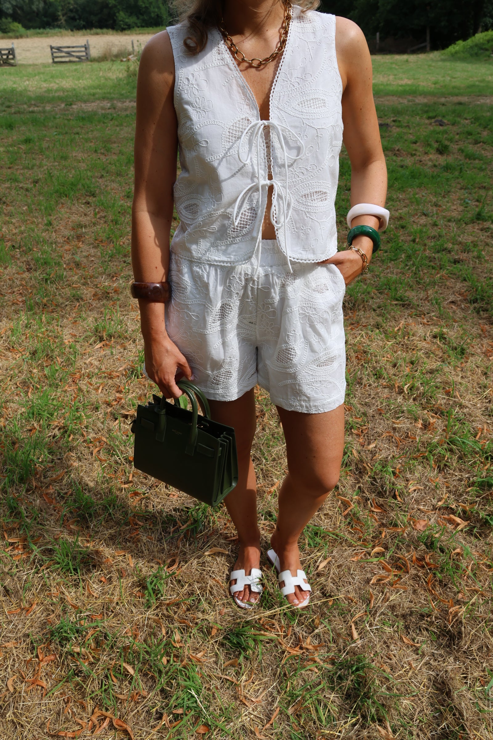 Romy broderie short wit