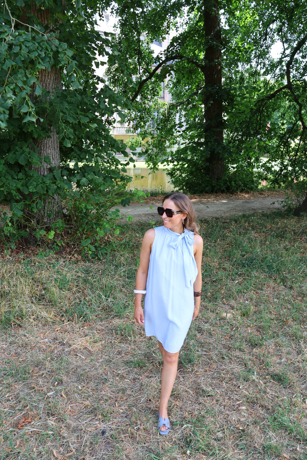 Pippa halter jurk lichtblauw
