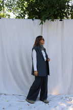 Logan mouwloze blazer met krijtstreep