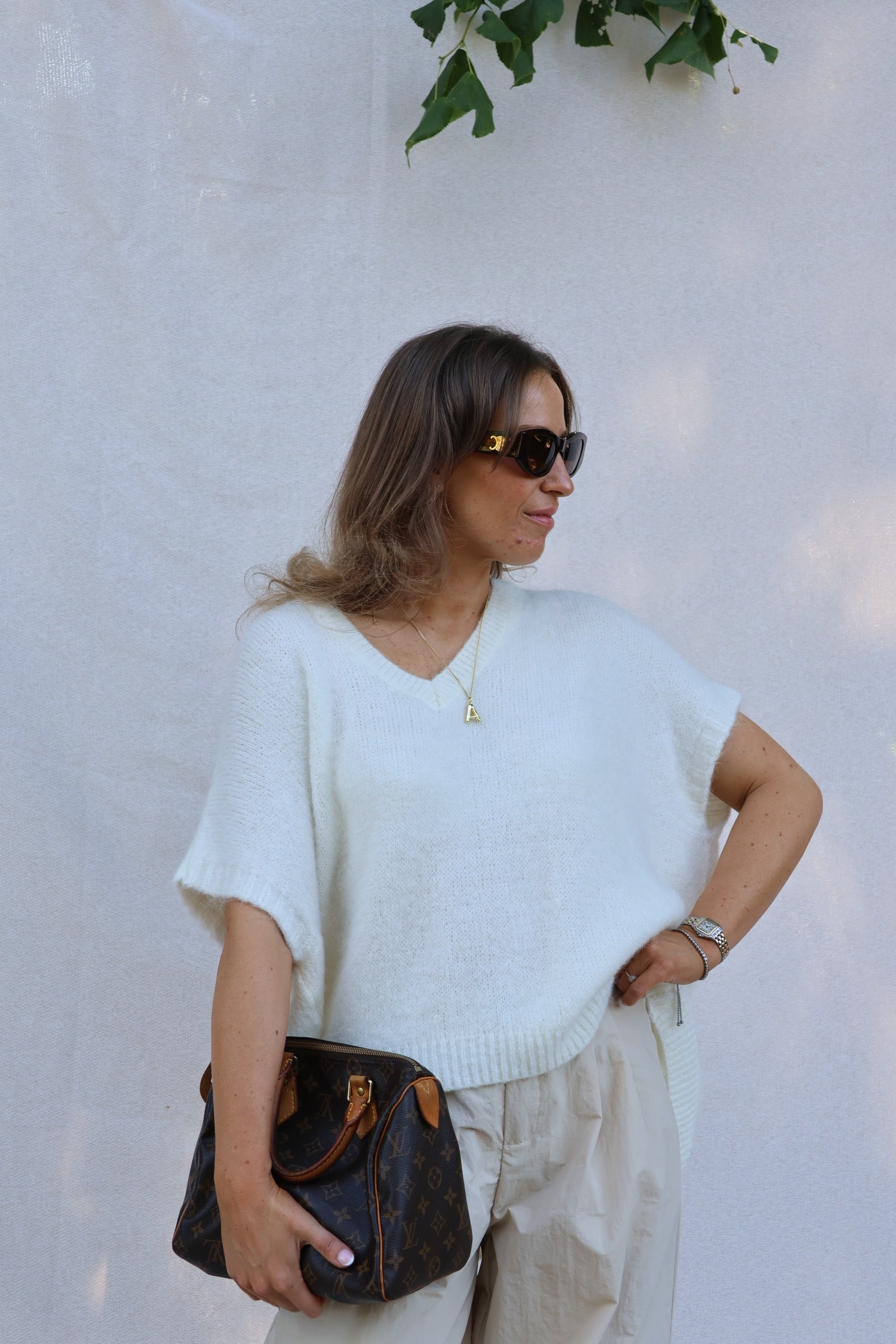 Elora mouwloze v-neck knit ecru