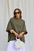 PRE-ORDER Gulia oversized T-shirt kaki
