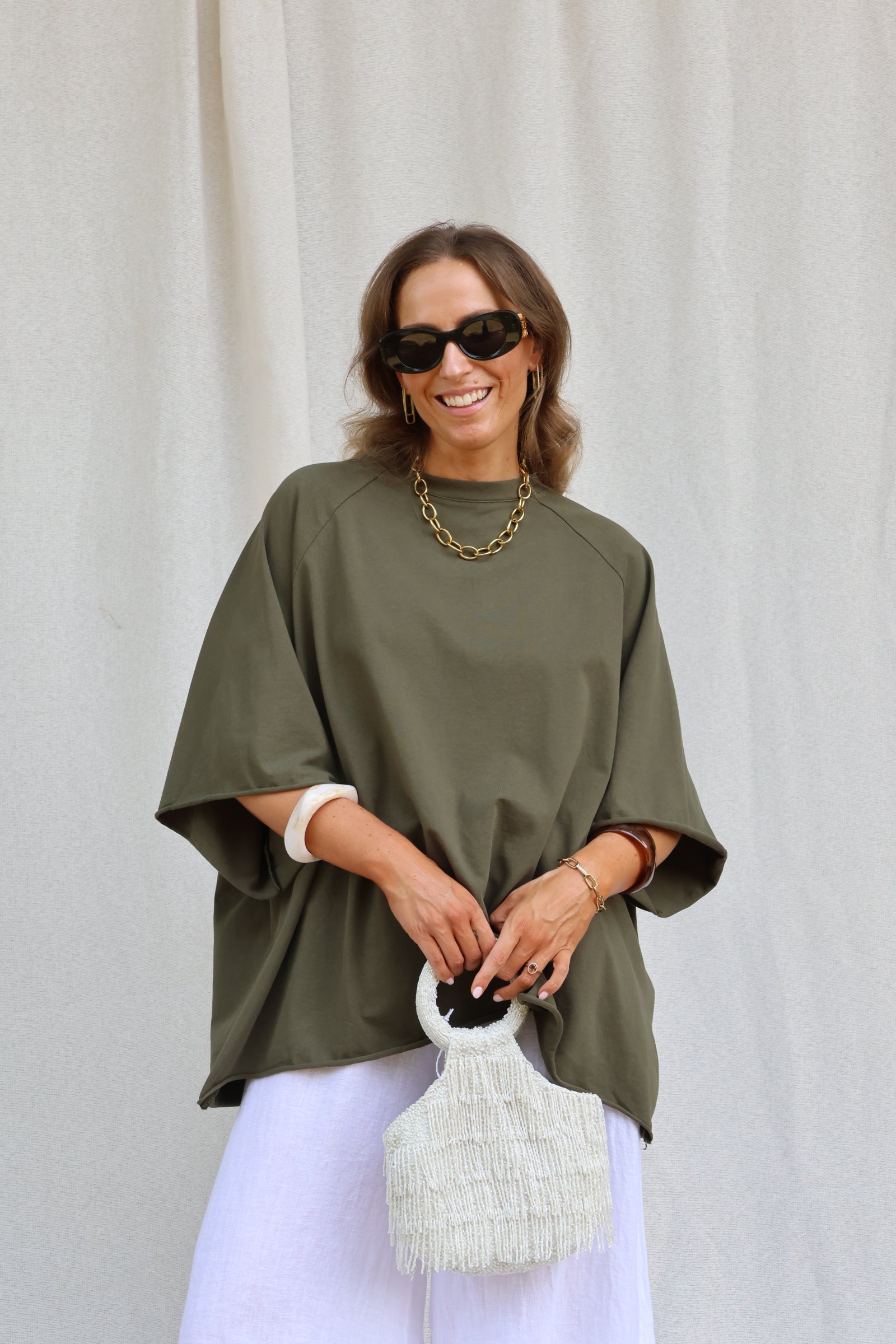 PRE-ORDER Gulia oversized T-shirt kaki