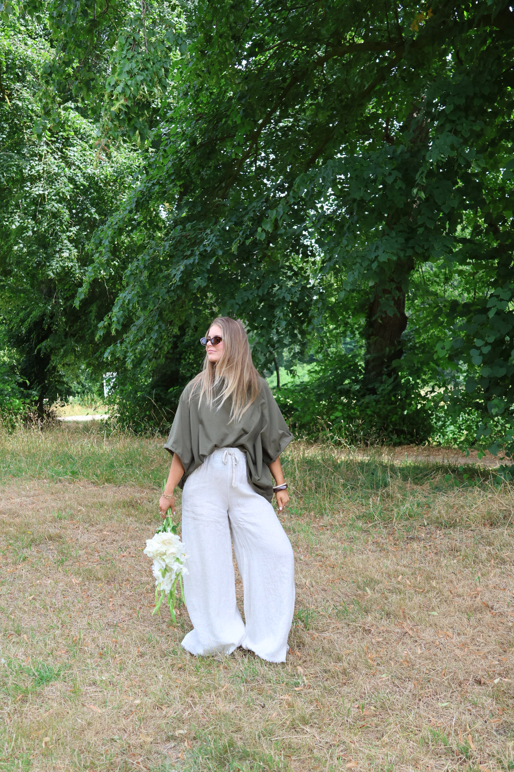 Félice wijde linnen pantalon beige