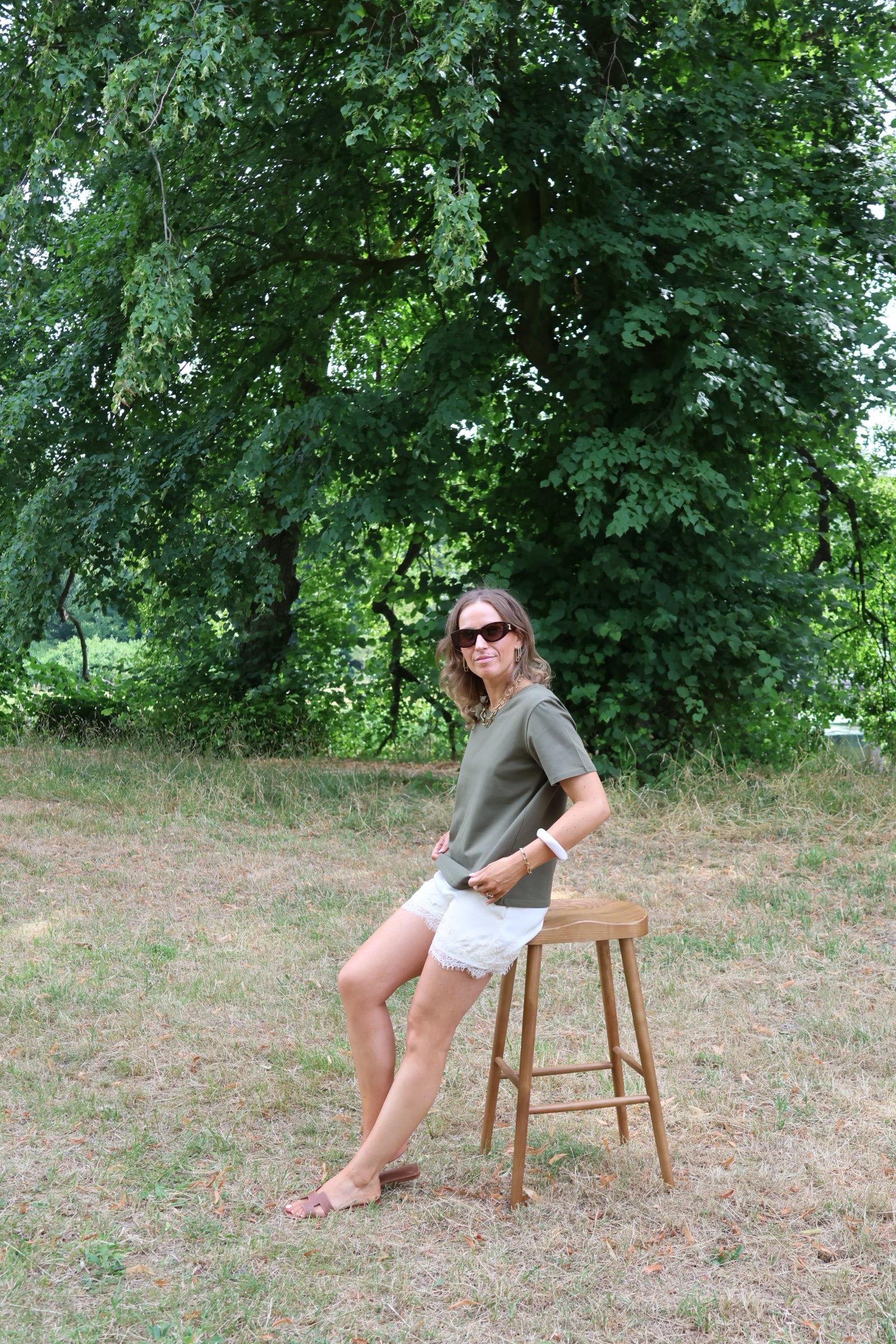 Liv lace short beige