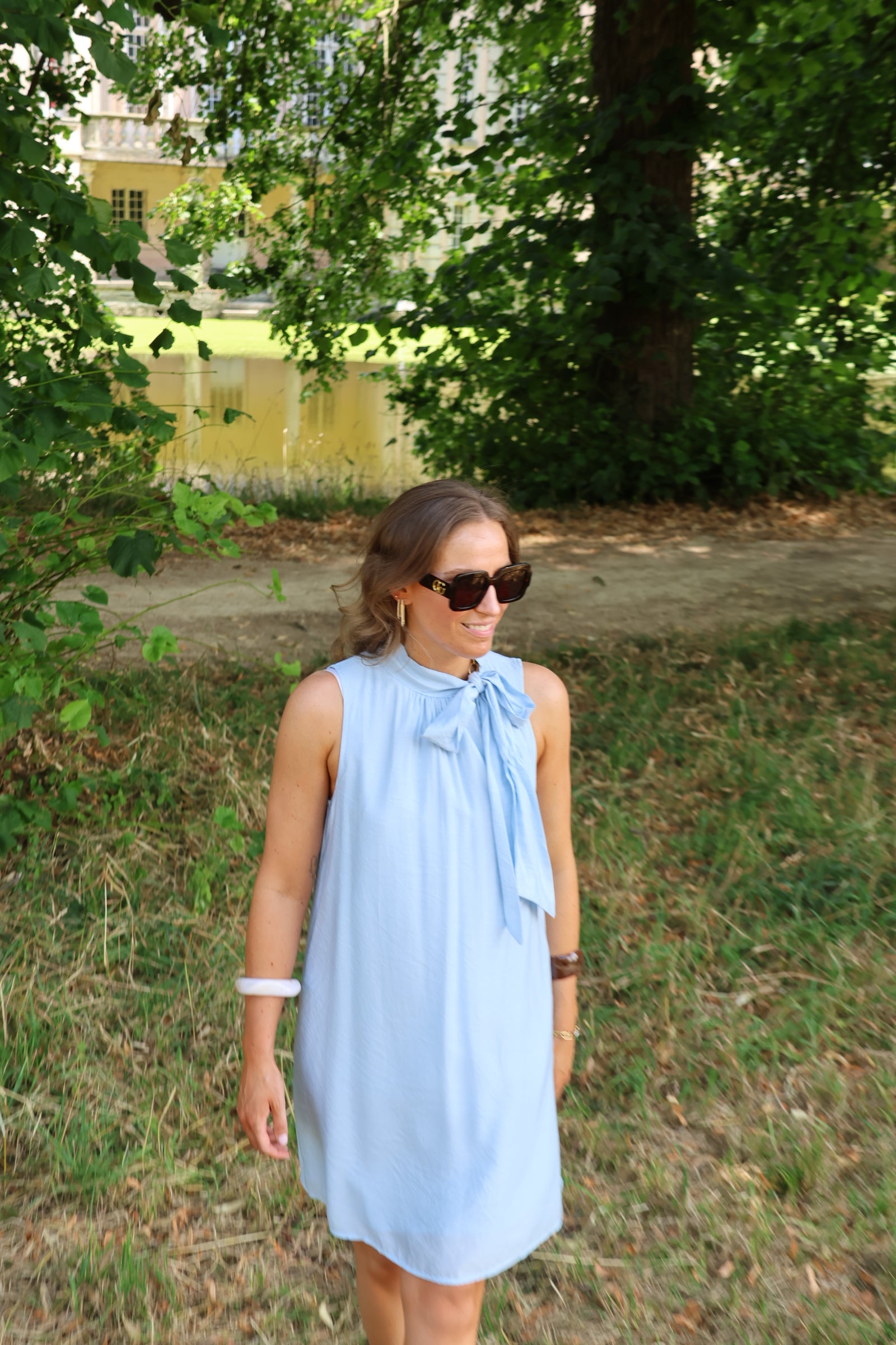Pippa halter jurk lichtblauw