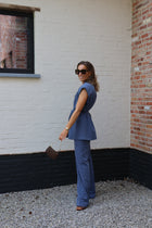 PRE-ORDER Vienna mouwloze blazer blauw