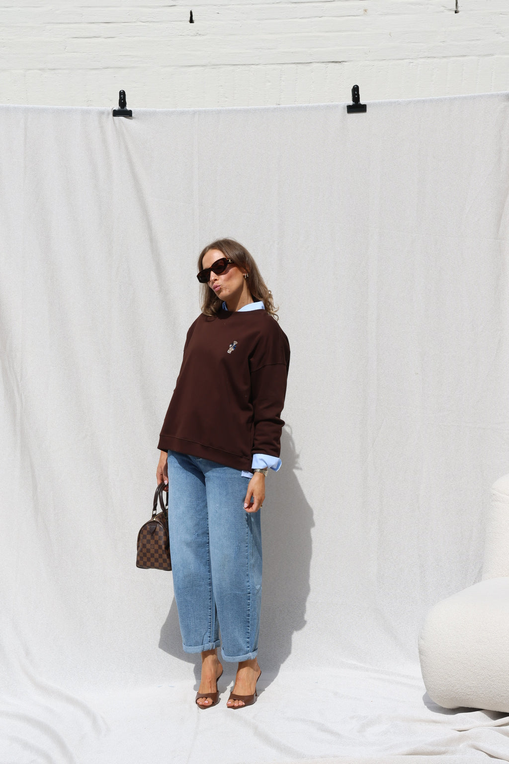 Clarisse sweater met beertje bruin