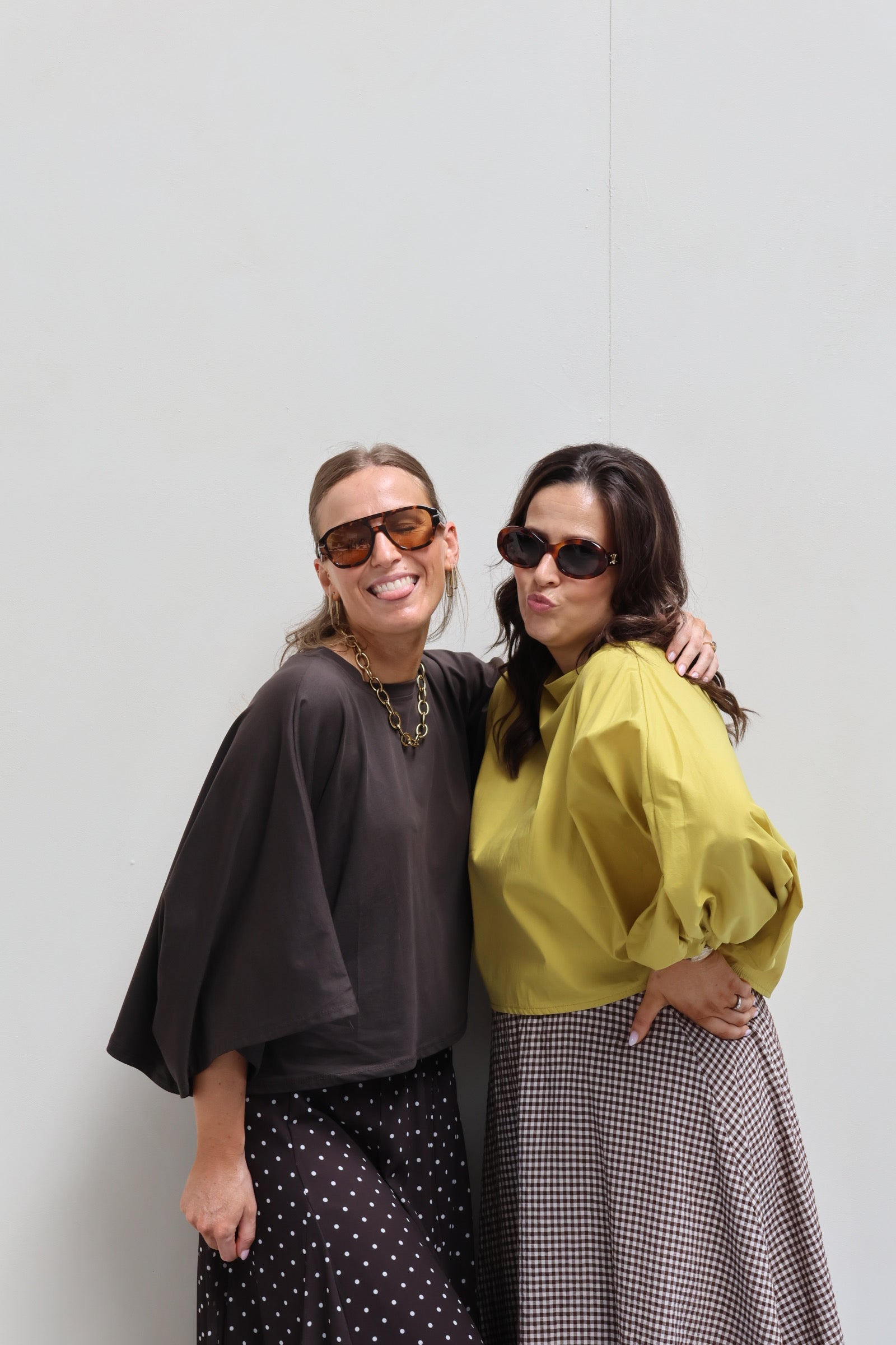 Vive blouse met wijde mouwen oker