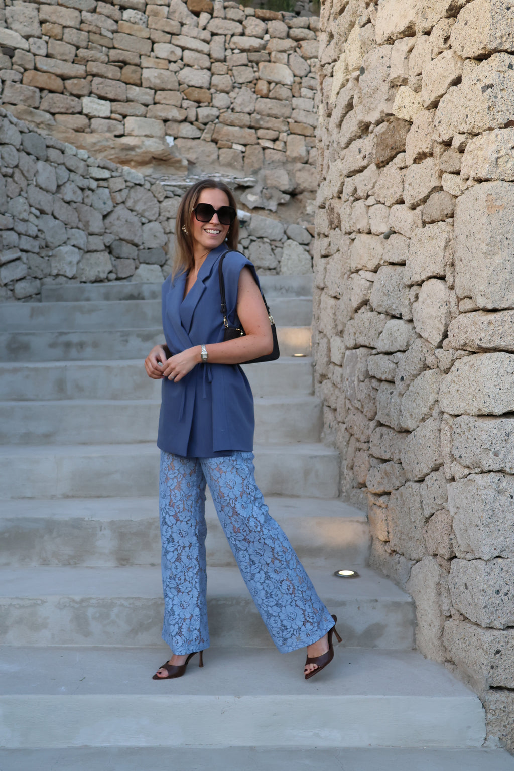 PRE-ORDER Vienna mouwloze blazer blauw