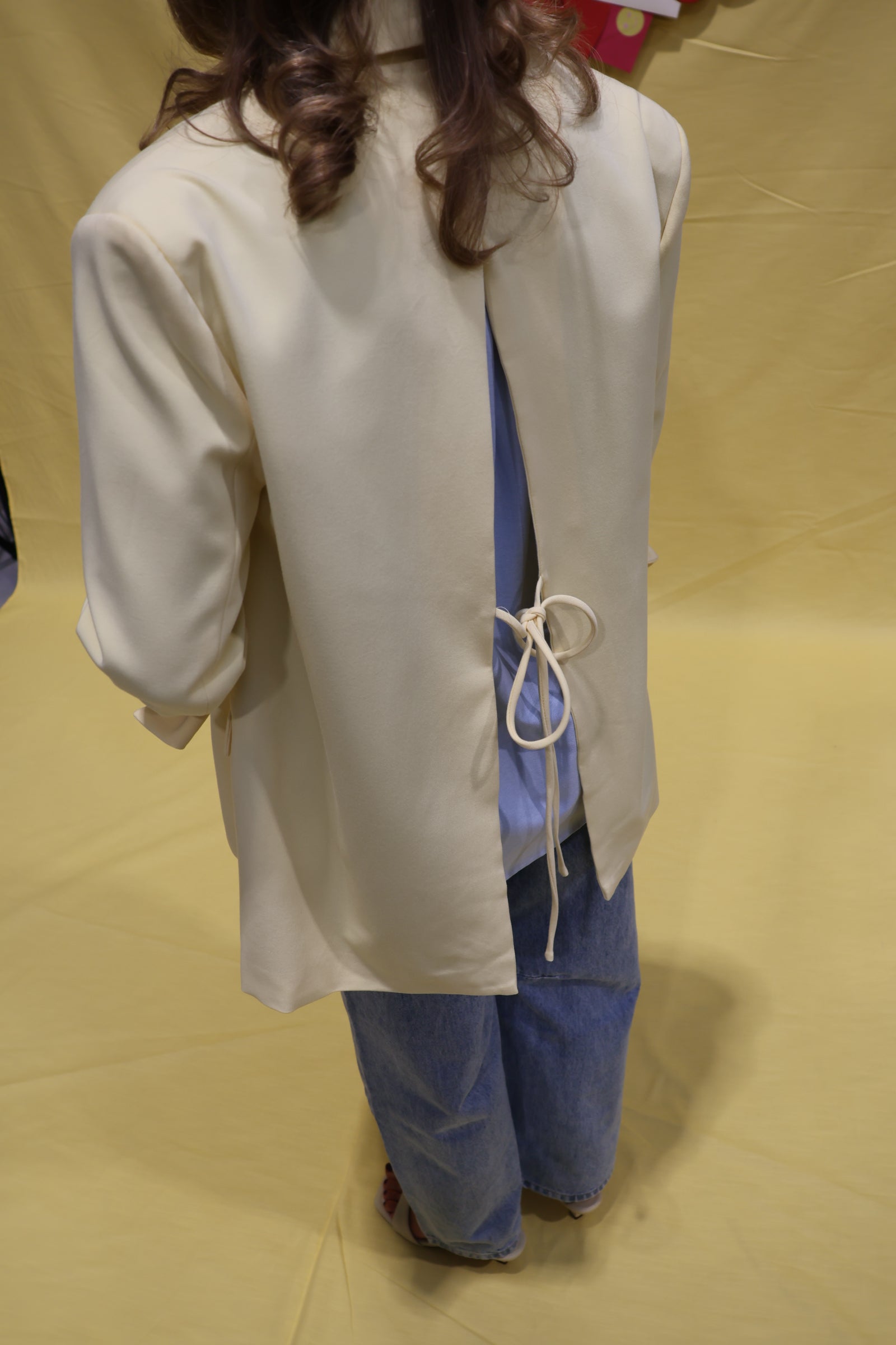 Poppy detail blazer geel