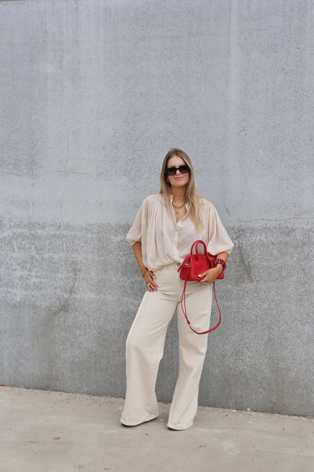 Lieke blouse met wijde mouwen beige