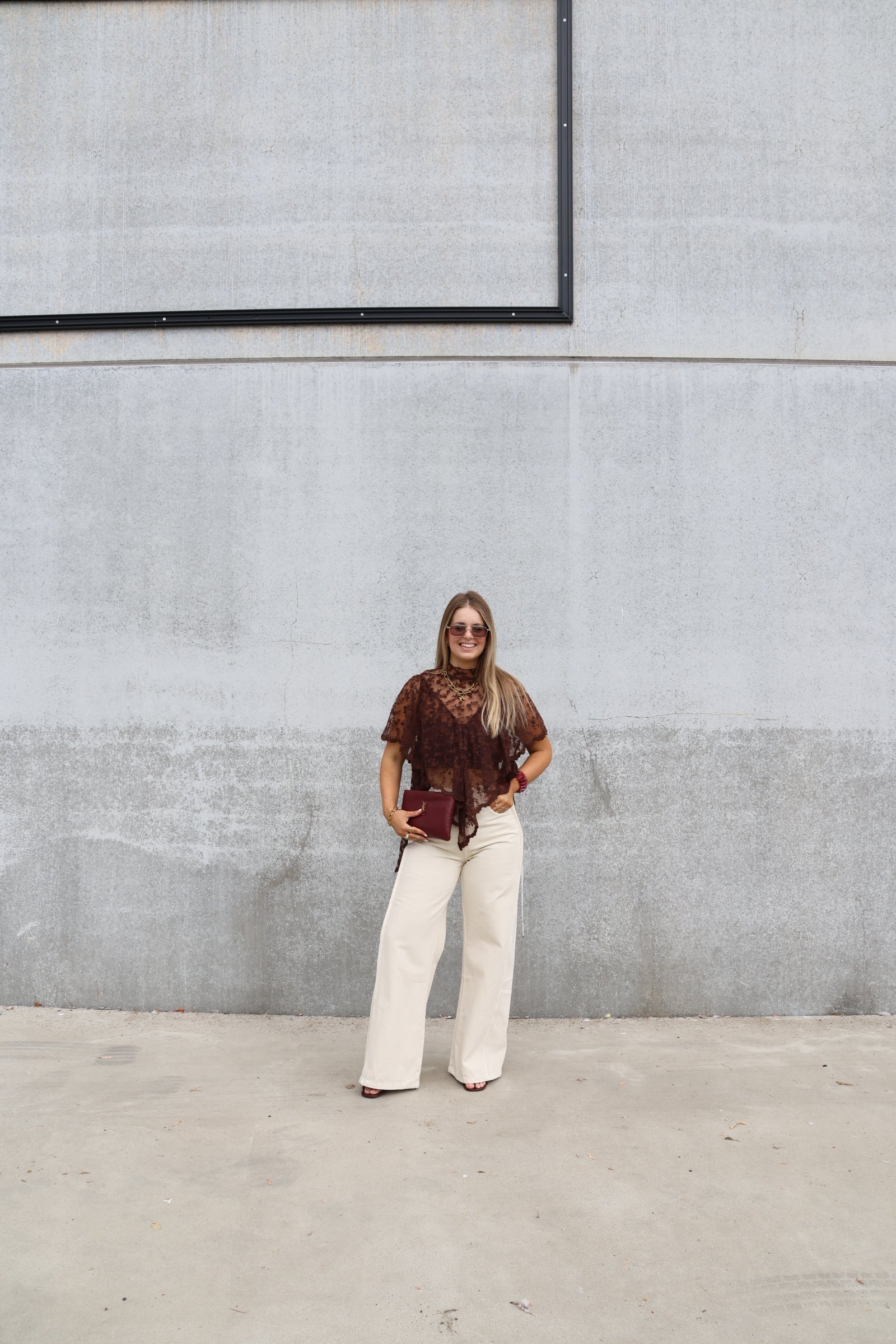 Tess see-trough kanten top bruin