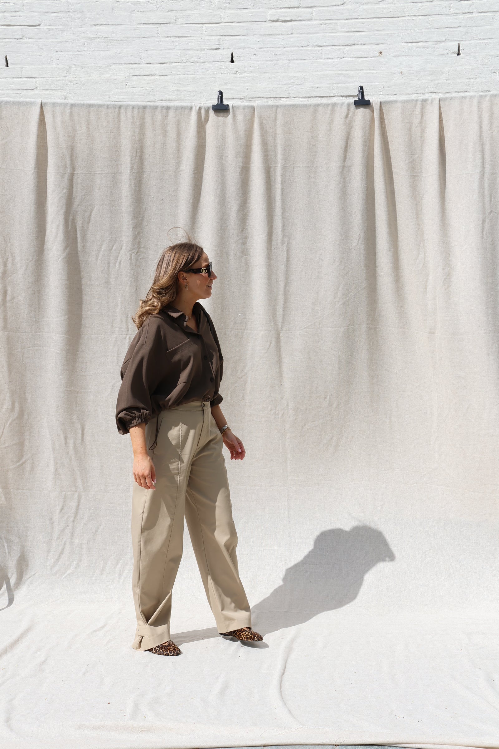 Noé cropped blouse bruin