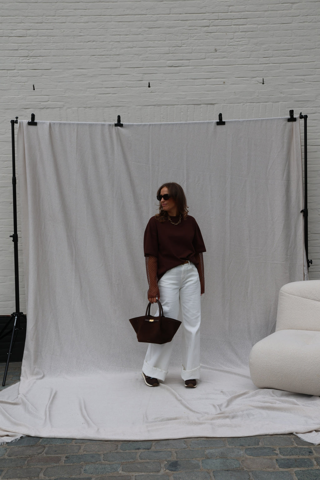 Laura T-shirt met polkadot mouwen bruin