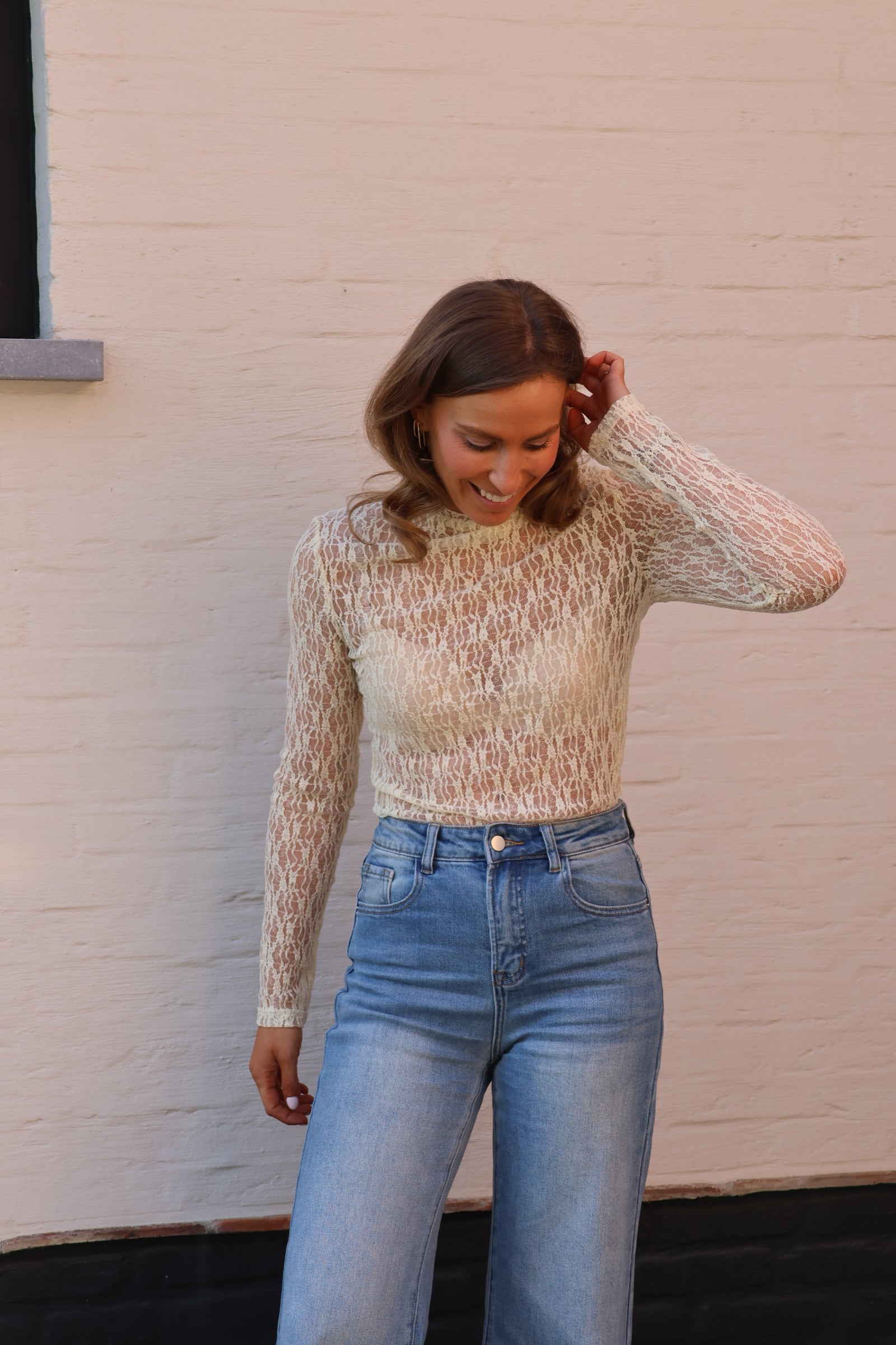 Feline lace top geel