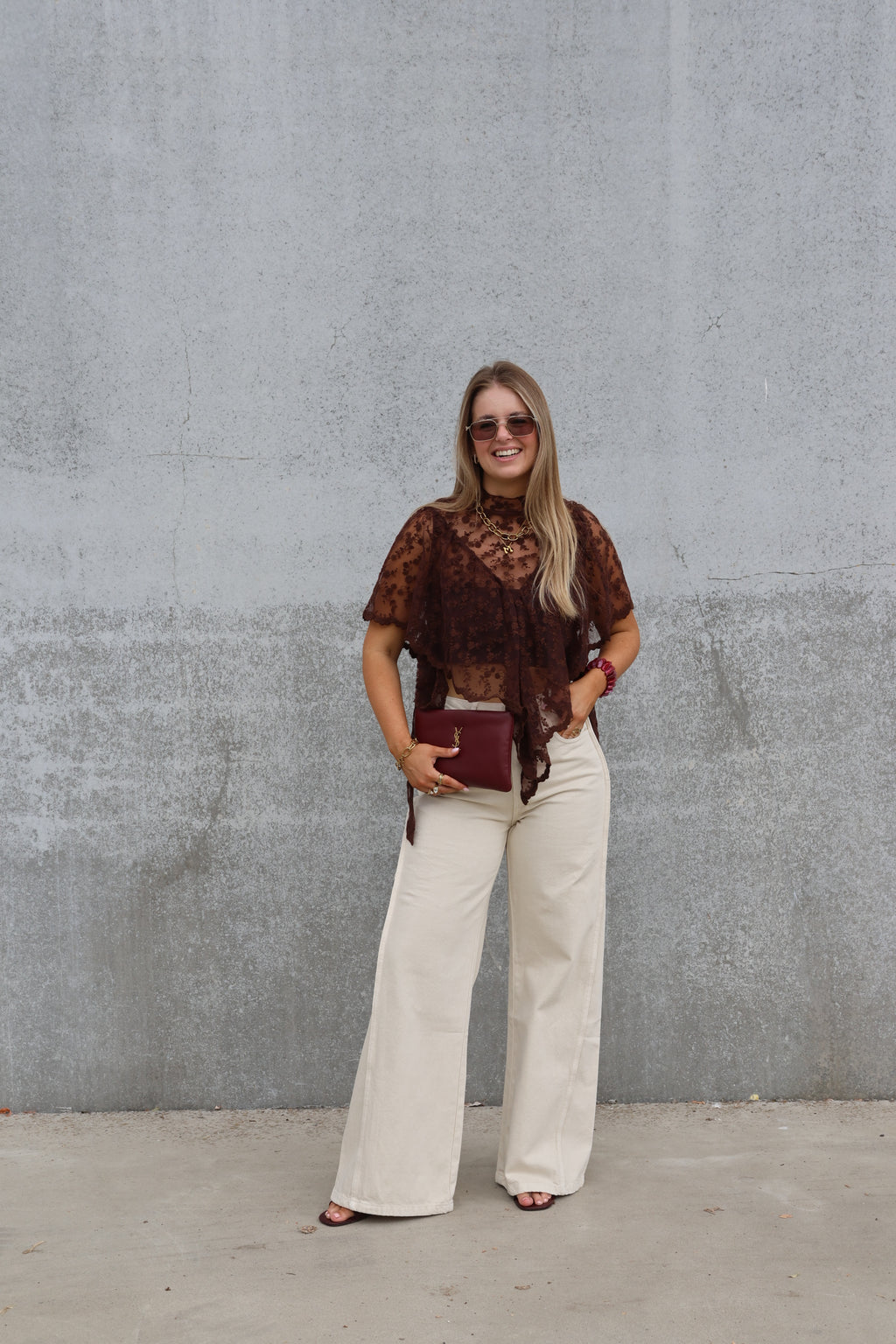 Lilly wide leg jeans met detail beige