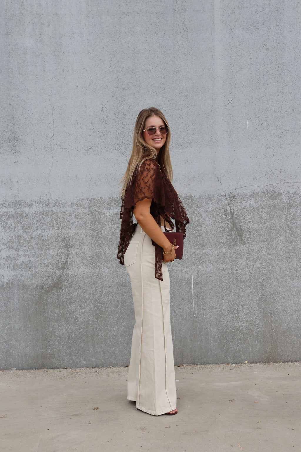 Lilly wide leg jeans met detail beige