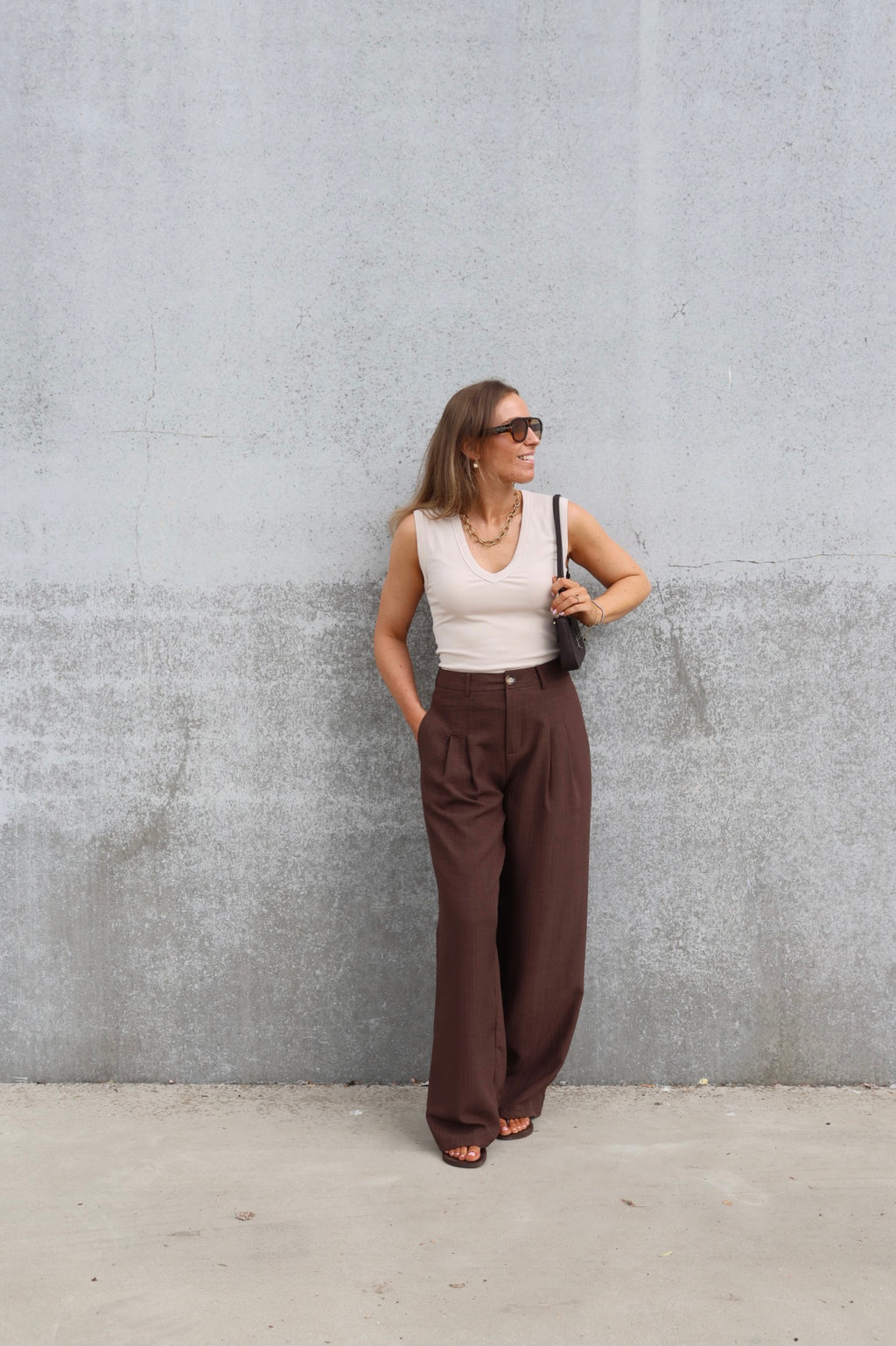 Yara pantalon met detail bruin
