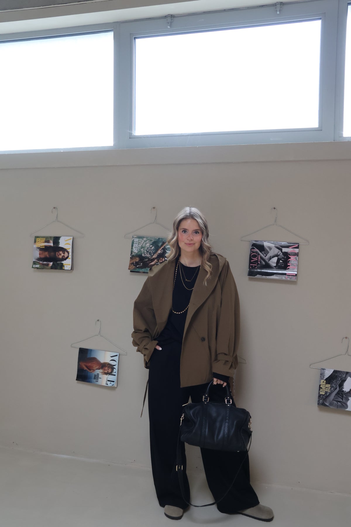 Gulia oversized longsleeve zwart