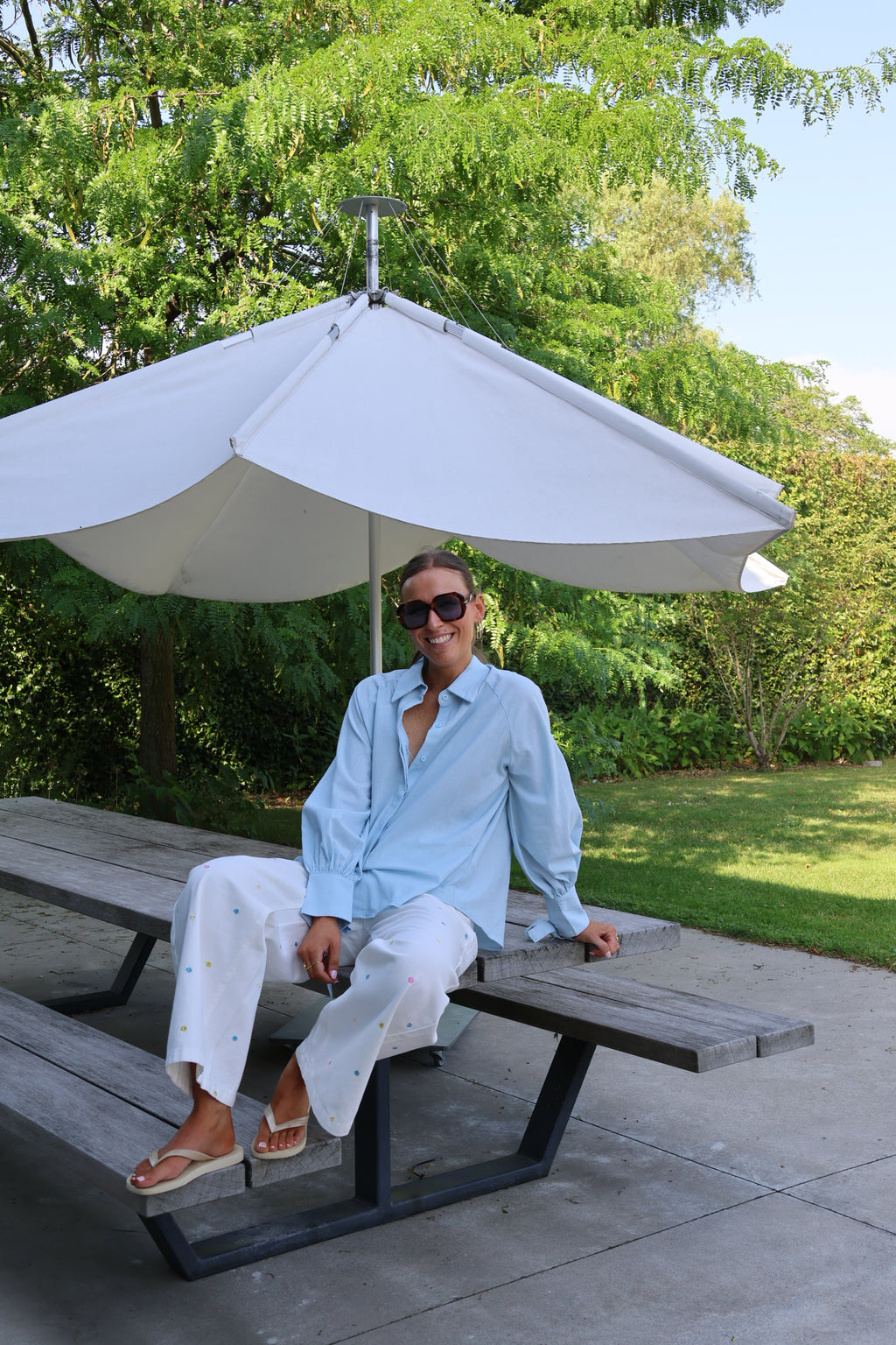 Lola blouse met strikdetail lichtblauw