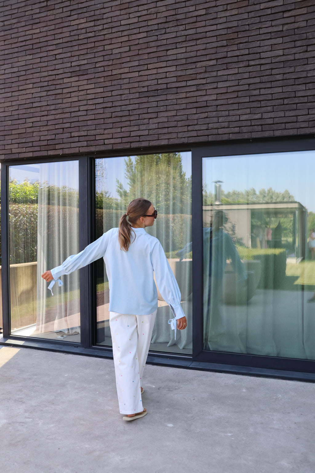 Liene jeans met bloemetjes wit