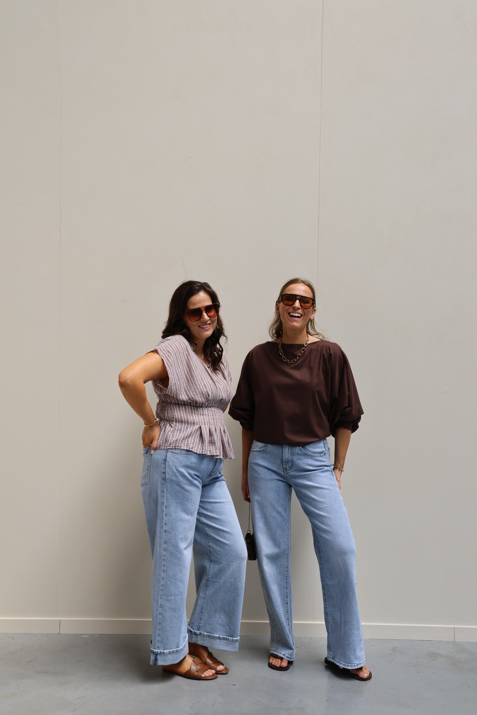 Mia straight jeans