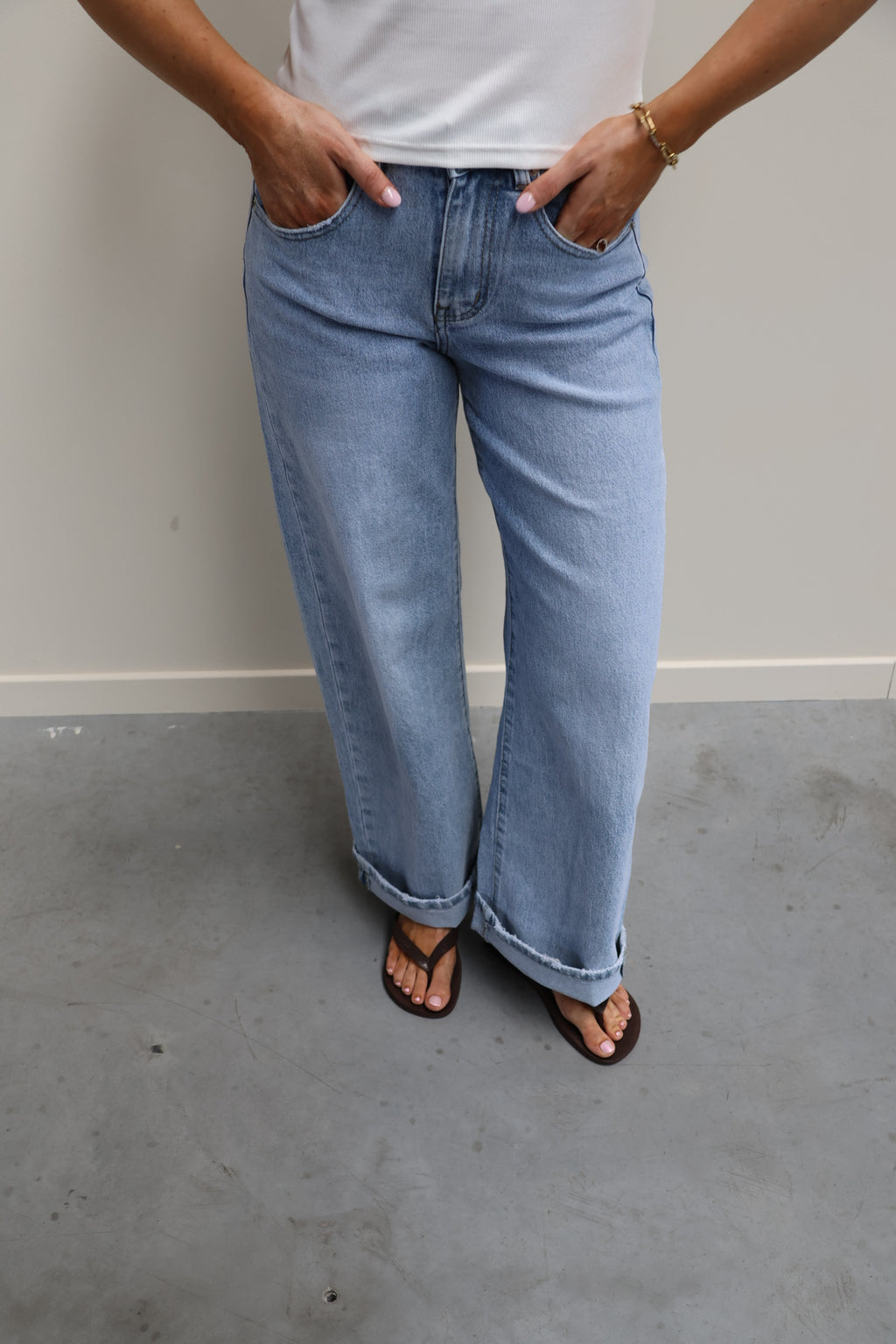 Mia straight jeans