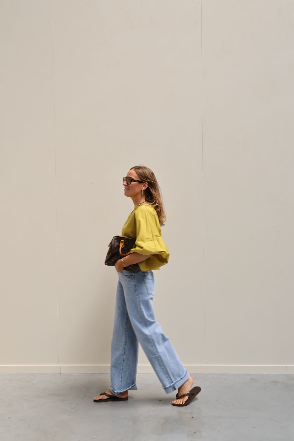 Vive blouse met wijde mouwen oker