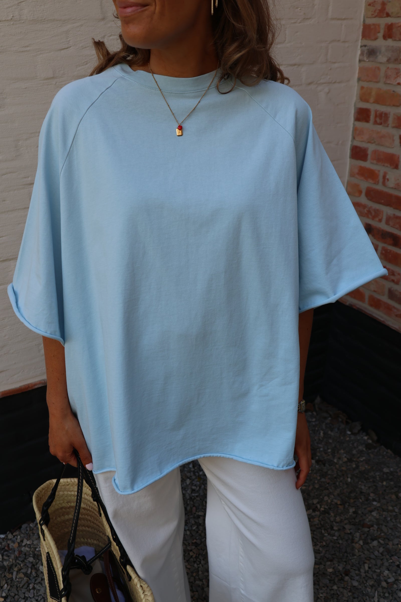 Gulia oversized T-shirt lichtblauw