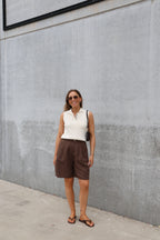 Livia mouwloze polo beige