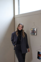 Loes coltruitje zwart