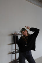 Gulia oversized longsleeve zwart