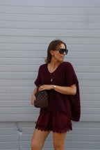Rune lace short bordeaux