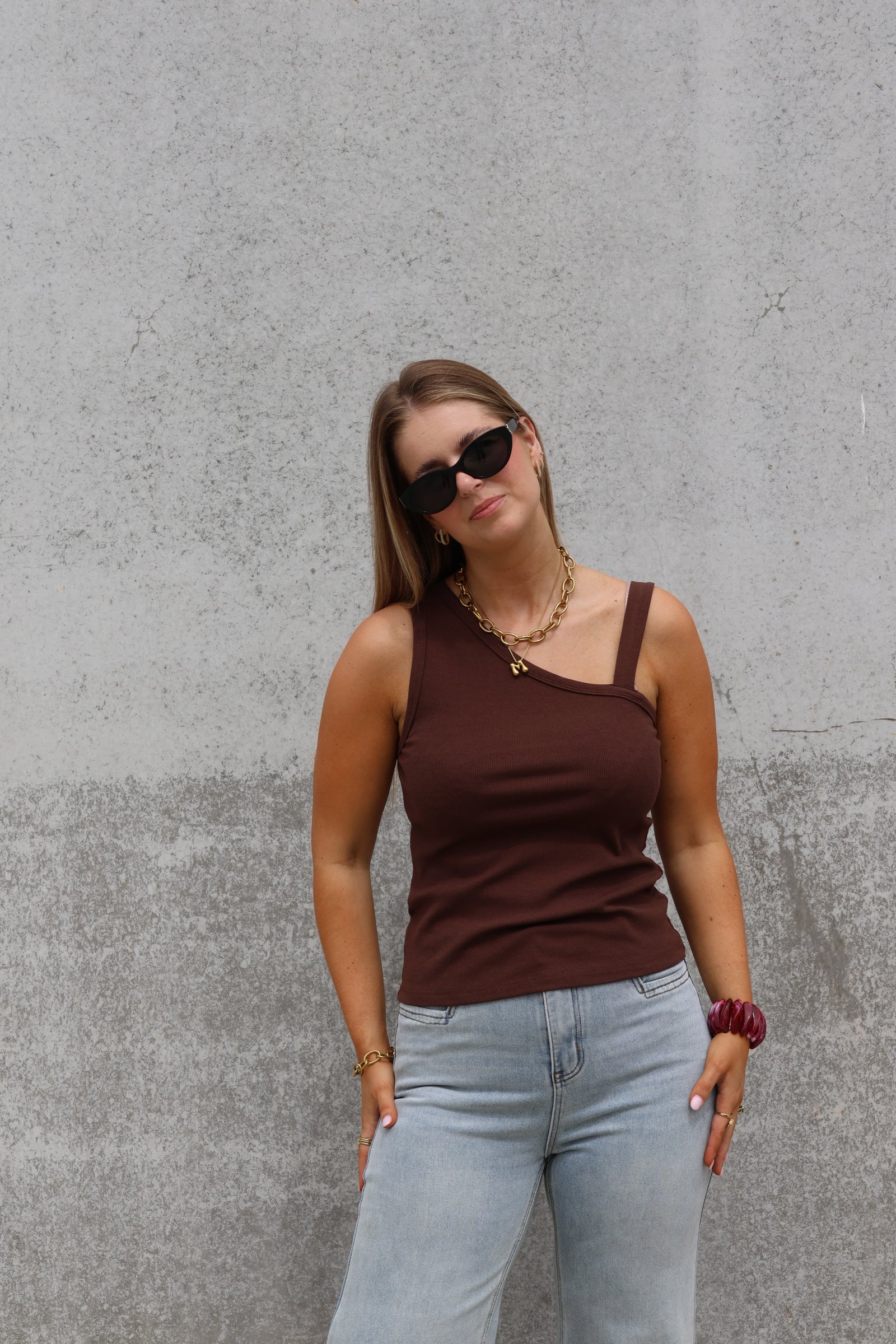 Mila assymetrische top bruin