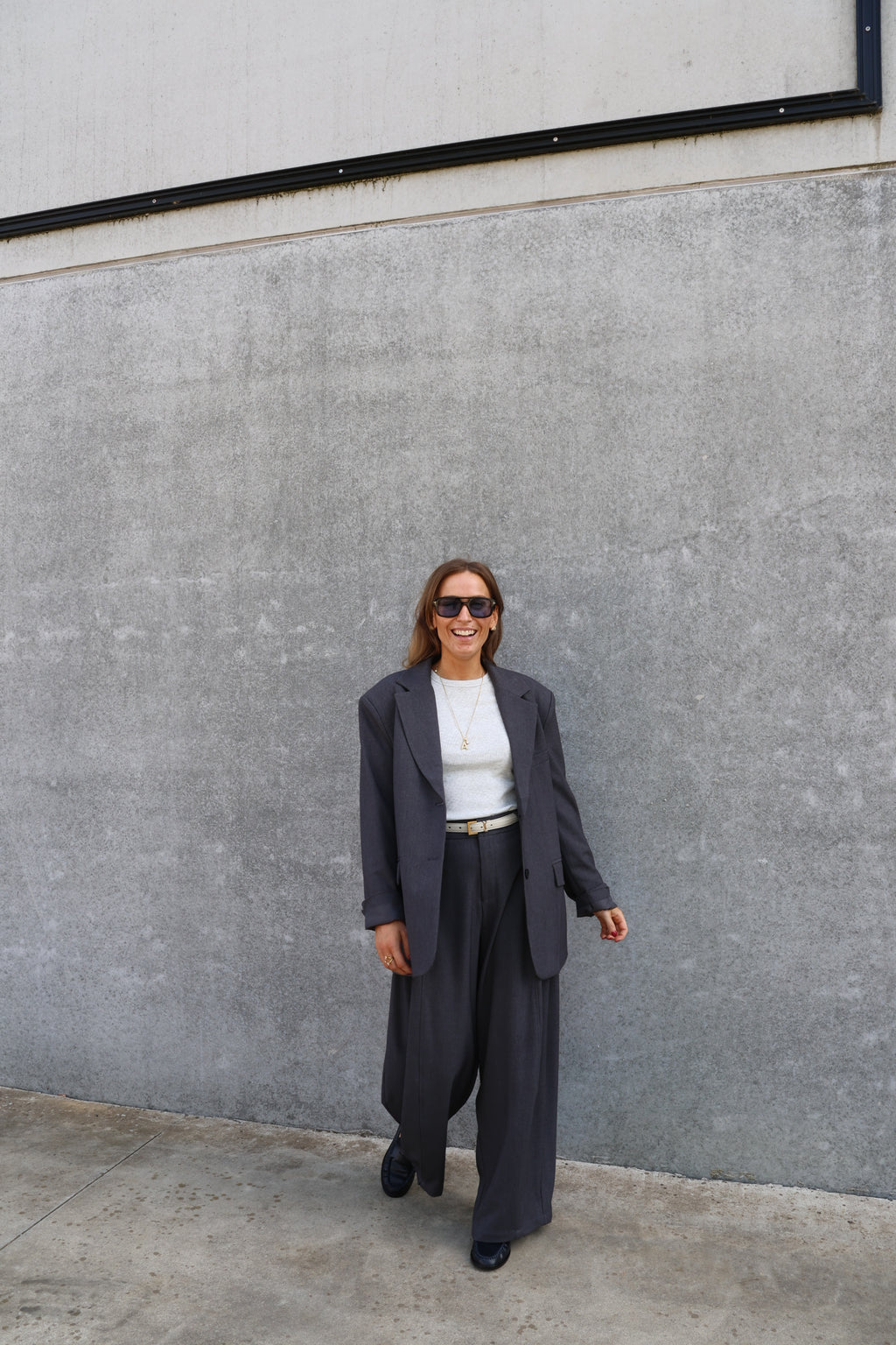 Lune pantalon met detail donkergrijs