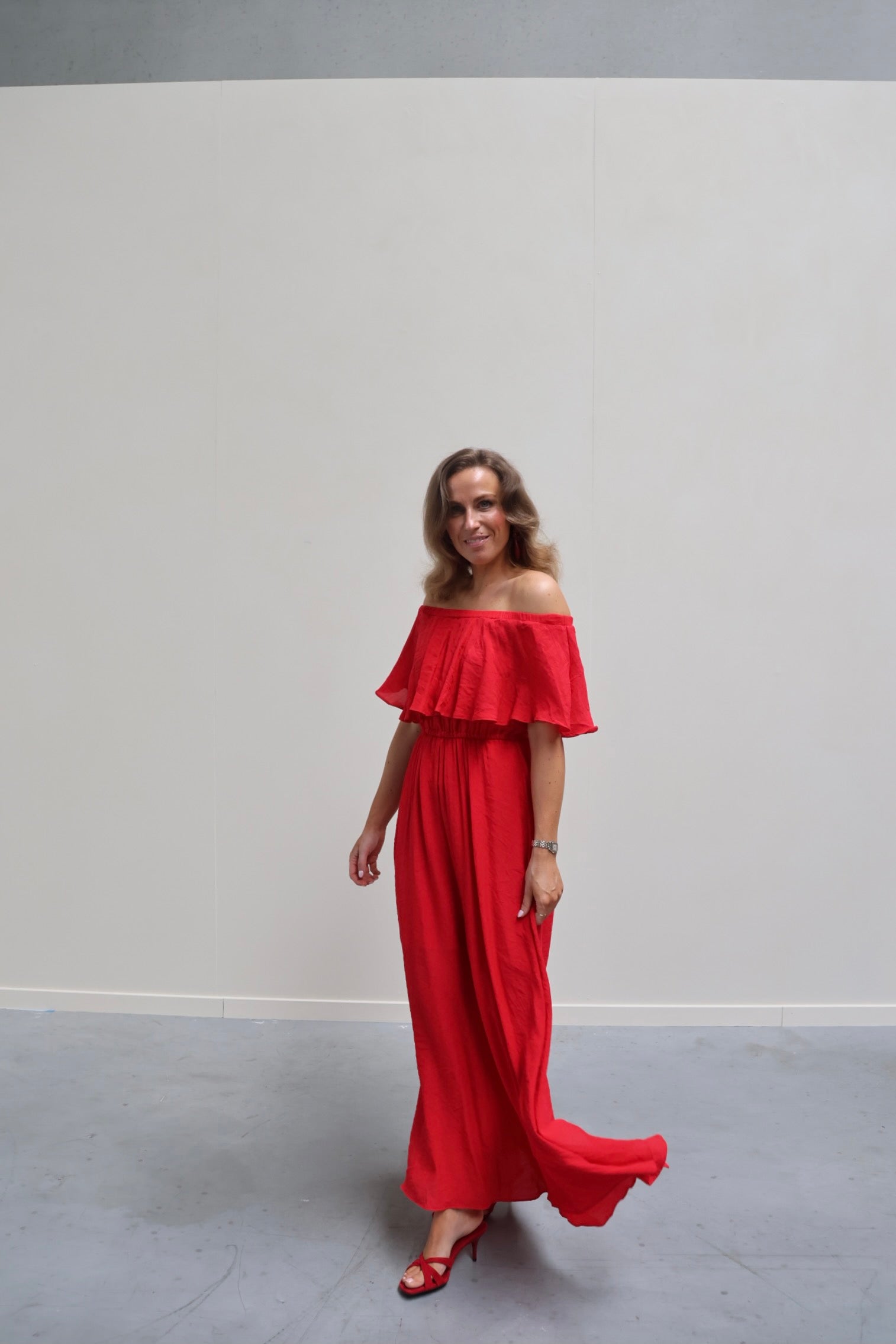 Belle off shoulder jurk rood