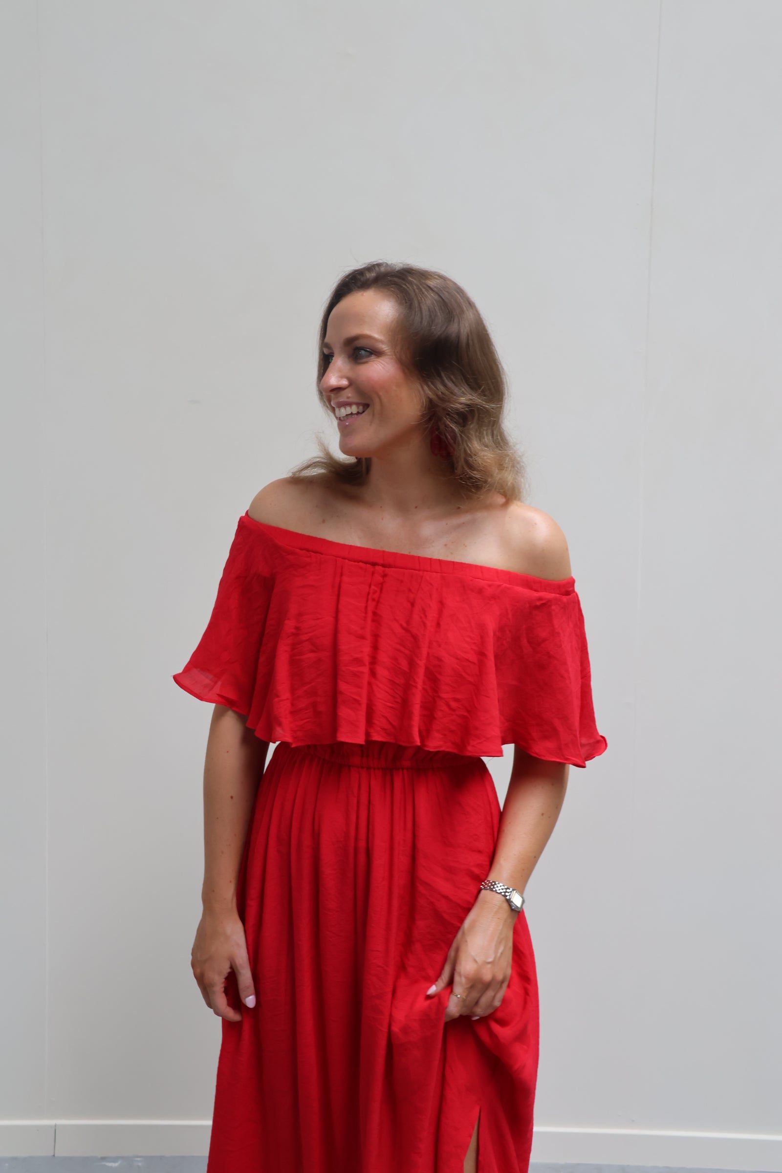 Belle off shoulder jurk rood