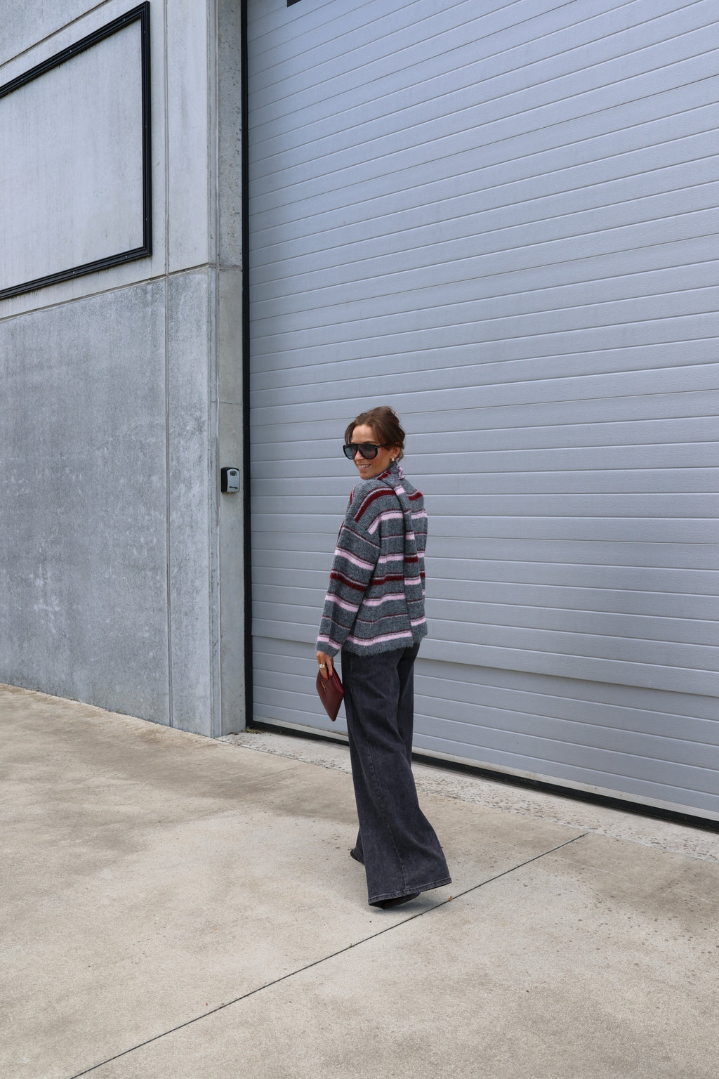 Ine wide leg jeans met plooidetail donkergrijs - long length