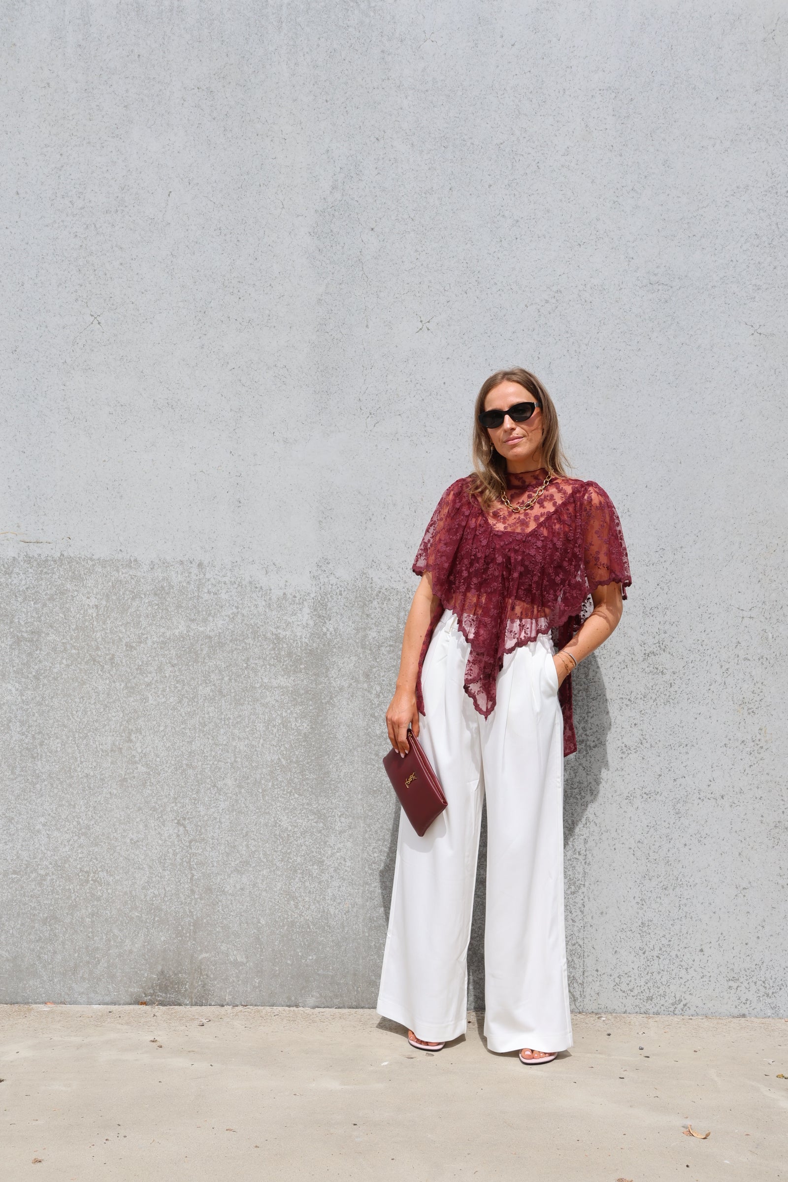 Tess see-trough kanten top bordeaux