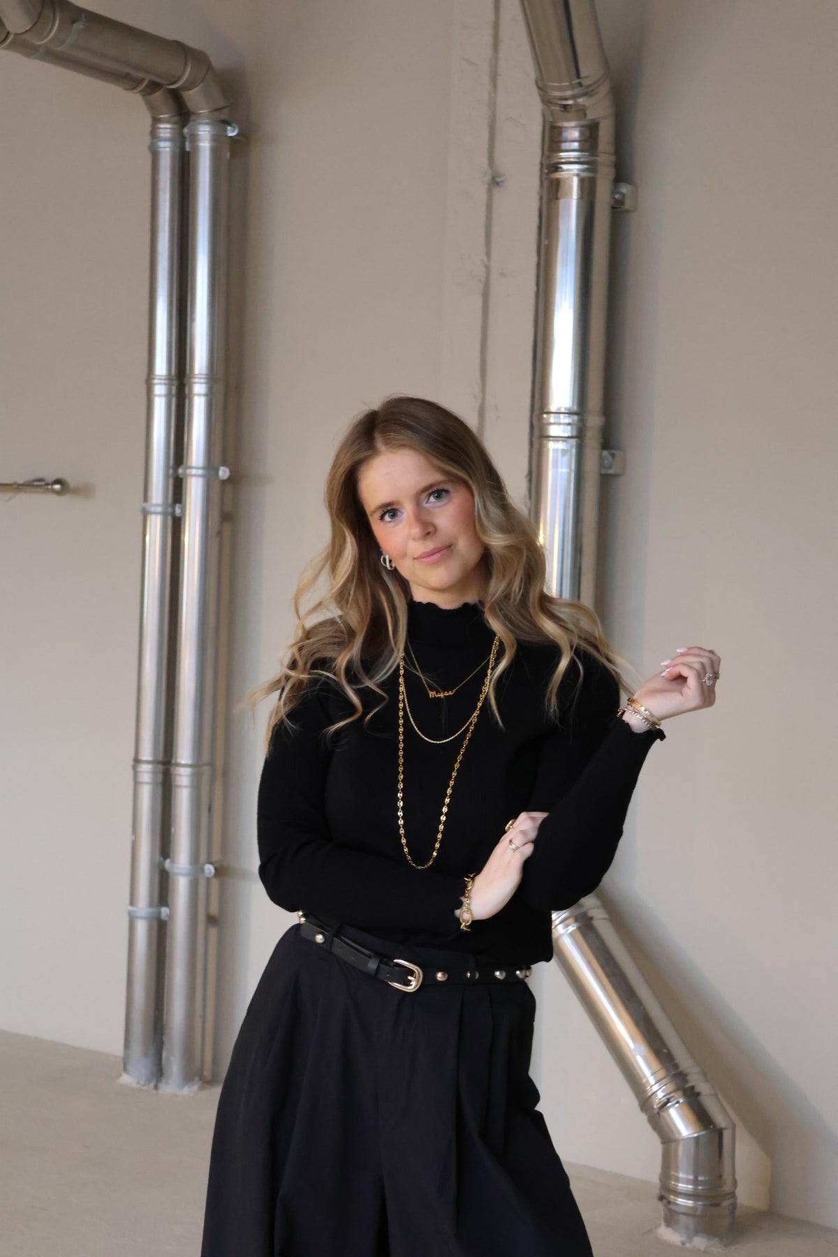 Suzie pulletje met detail zwart