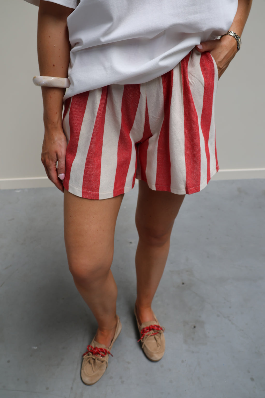 Sanne gestreepte short rood/ecru