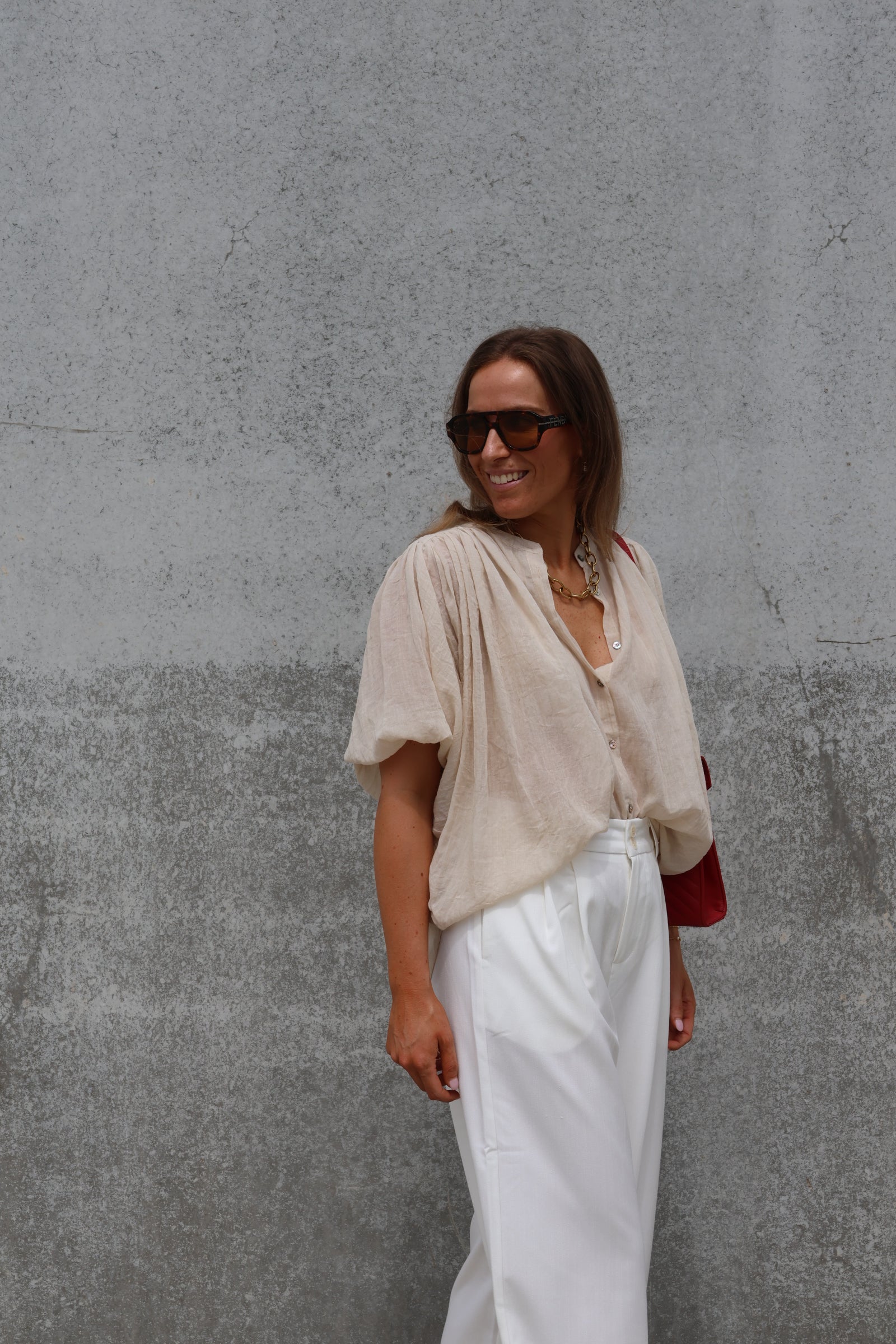 Lieke blouse met wijde mouwen beige