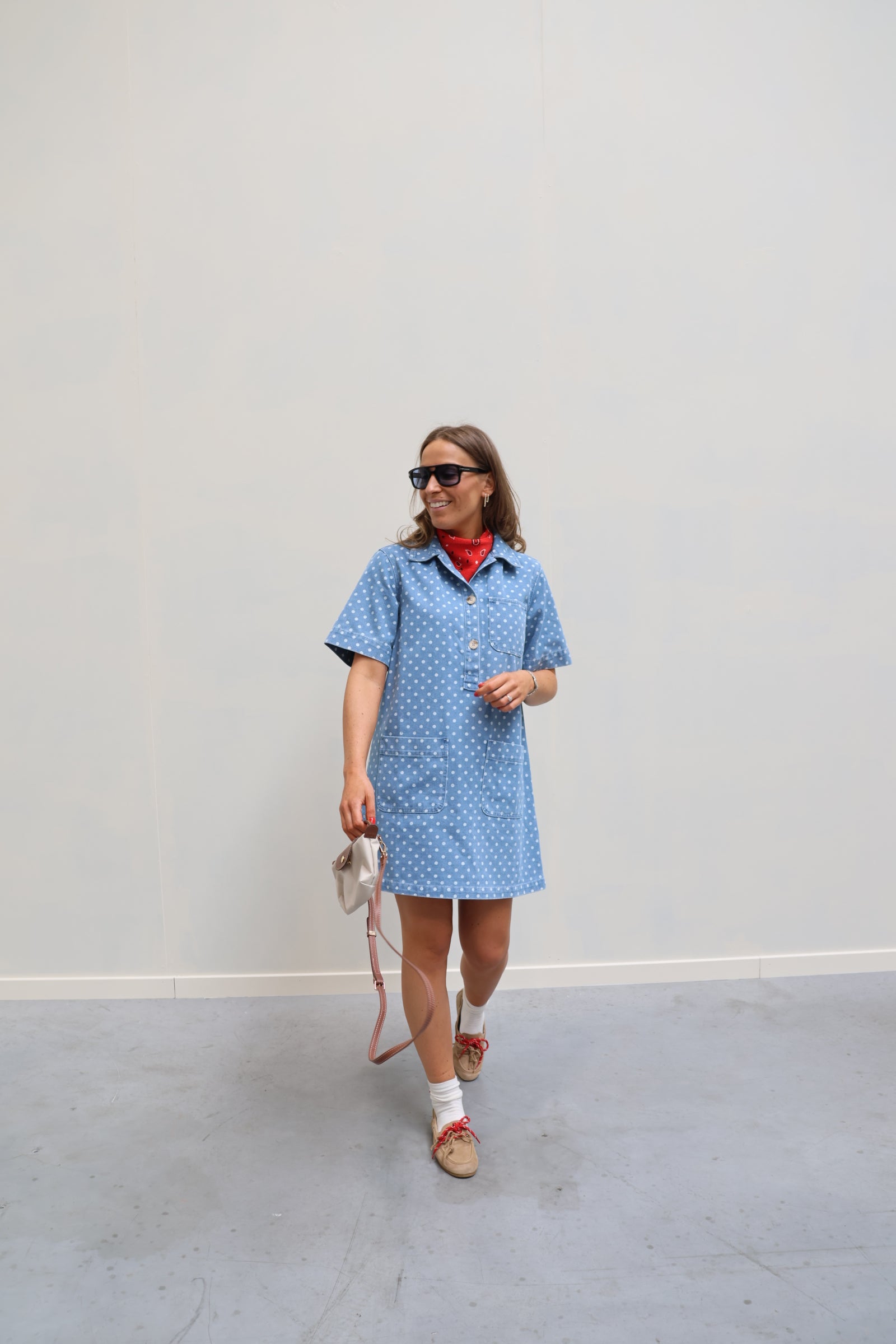 Violette polka dot jeans kleedje