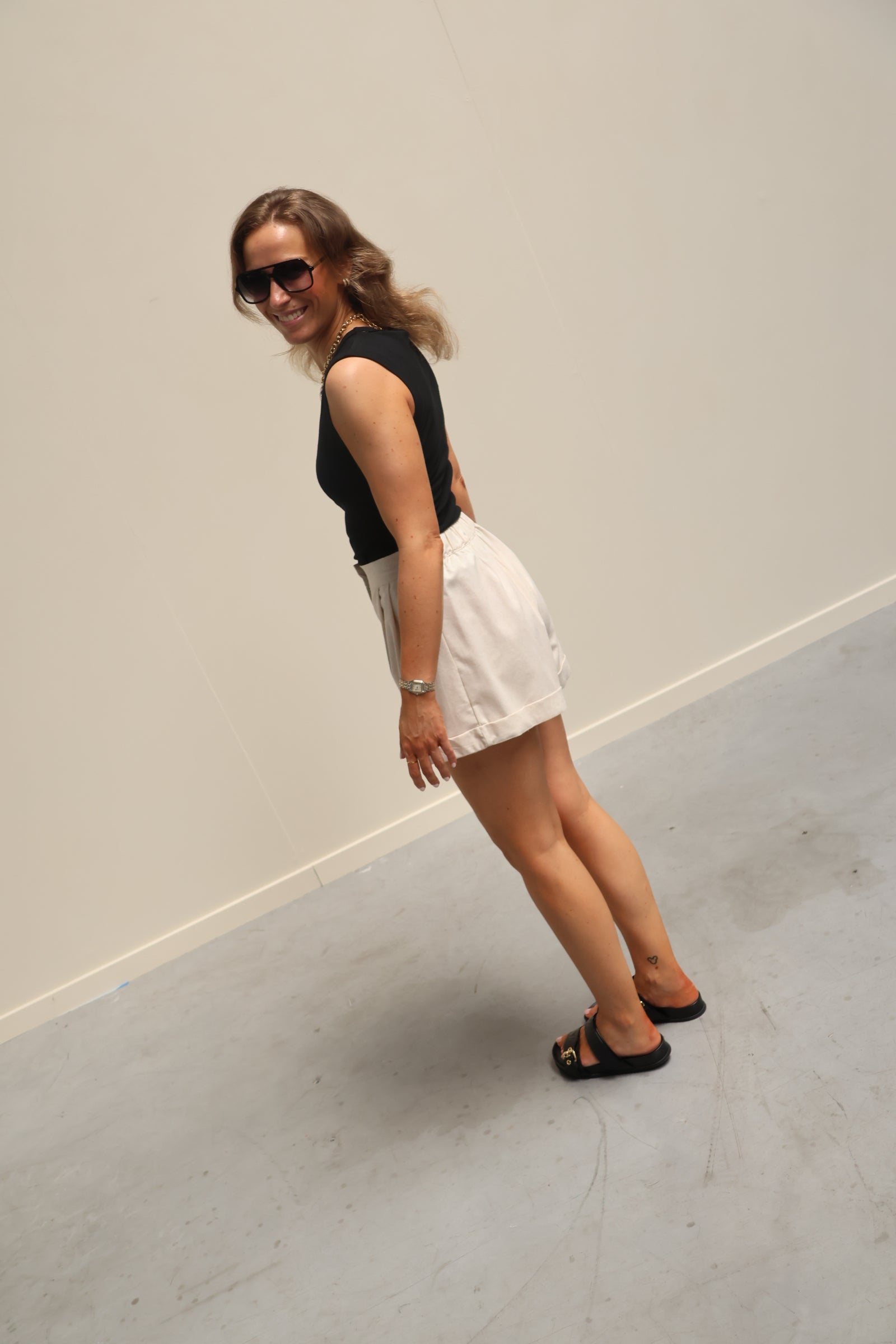 Sophia short beige
