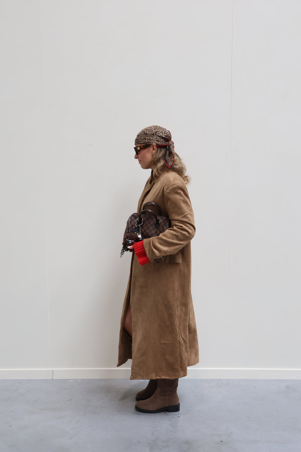 Danielle lange suéde mantel camel