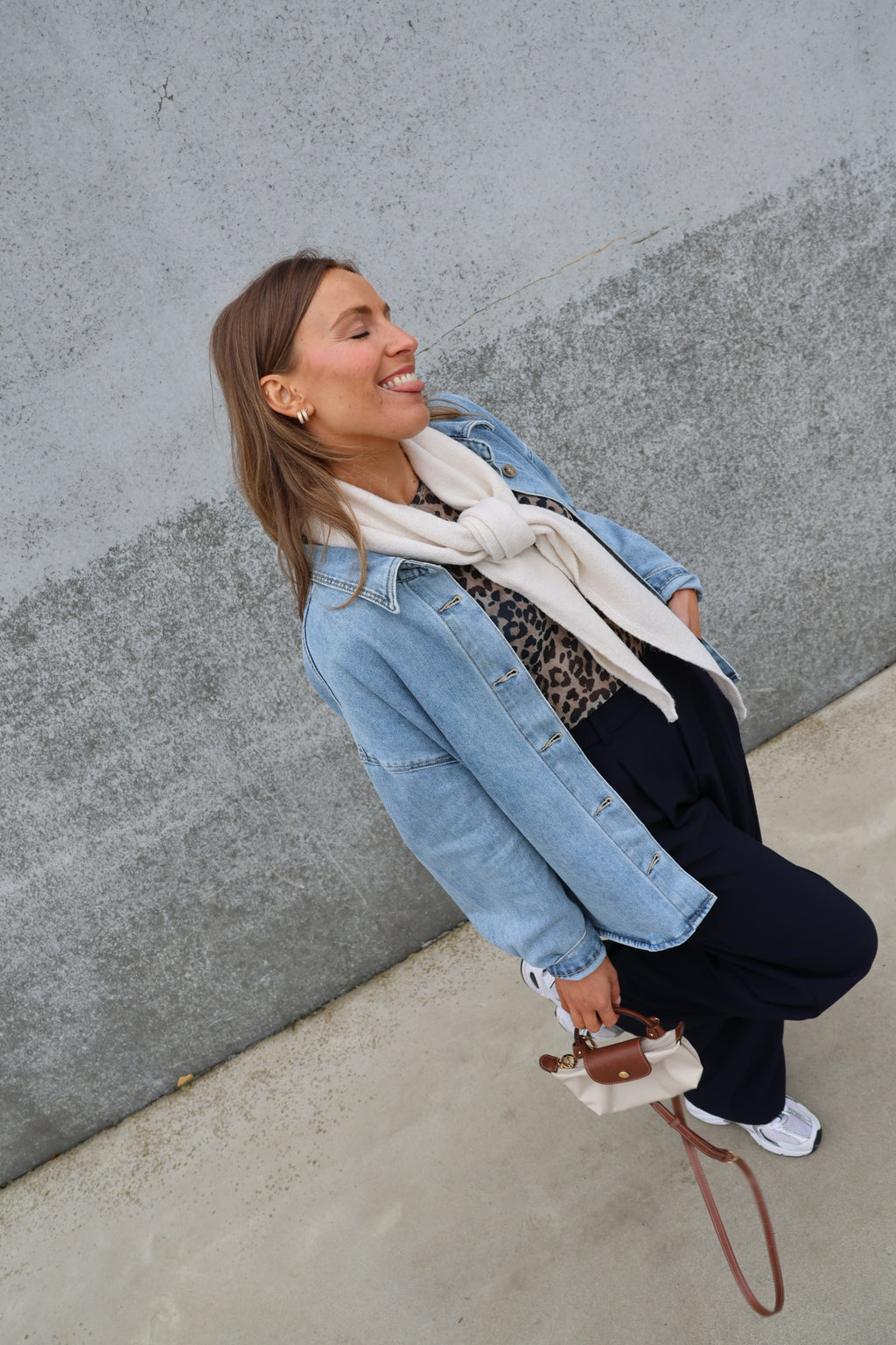 Romy sjaaltje gebroken wit