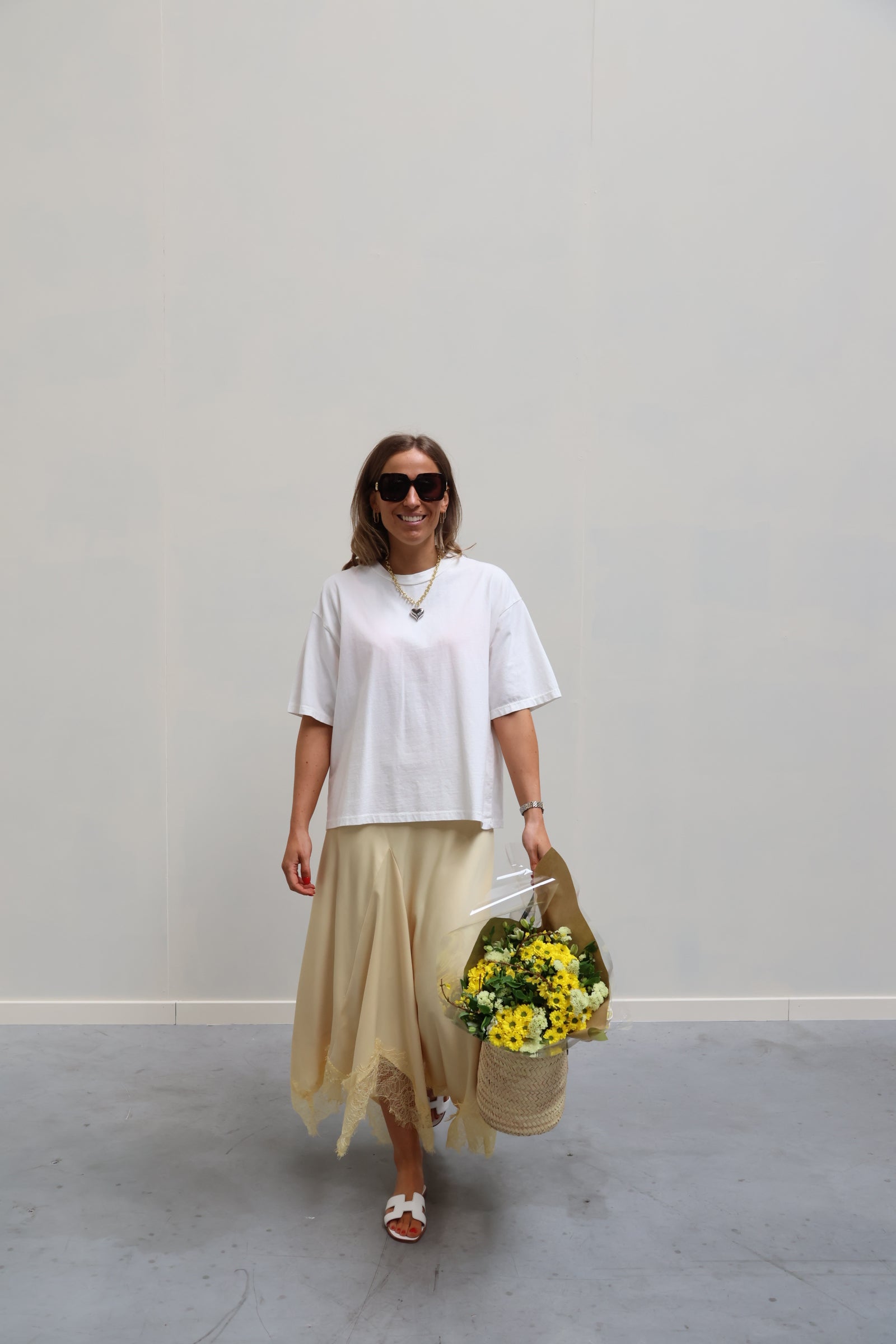 Esther lace detail rok geel